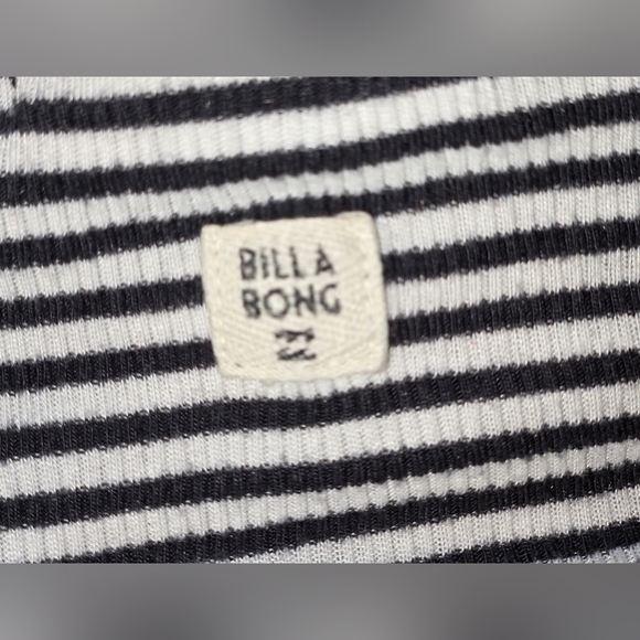 Billabong mini dress size extra small - Picture 6 of 6